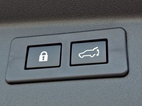 Used 2026 Subaru Outback Premium AWD/4WD image 31