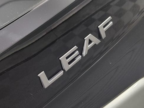 Used 2025 Nissan Leaf S FWD image 10