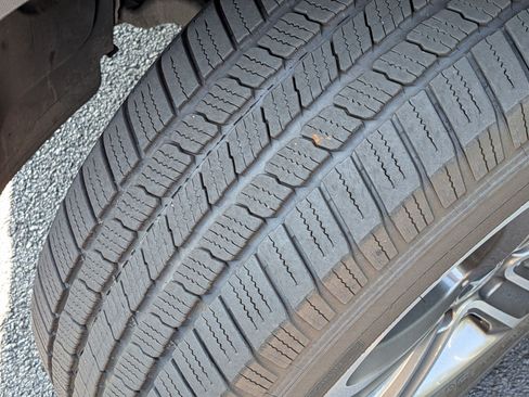 Used 2019 Mercedes-Benz GLC 300 image 12
