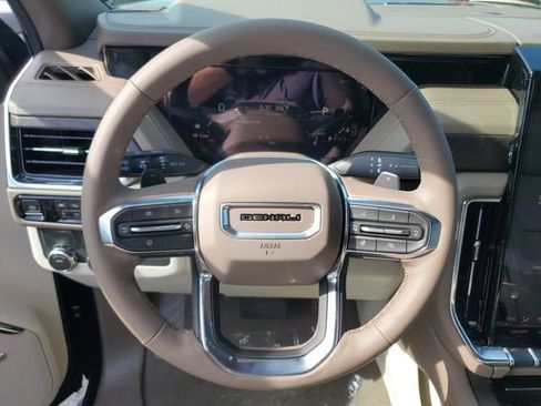 New 2026 GMC Yukon Denali RWD image 21
