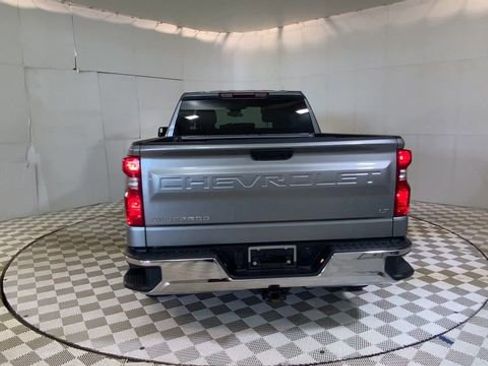 Used 2023 Chevrolet Silverado 1500 LT AWD/4WD image 2