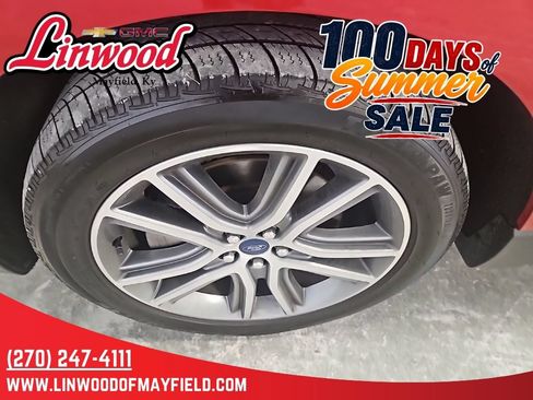 Used 2021 Ford Edge Titanium AWD/4WD image 6