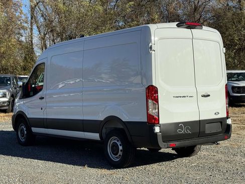 New 2026 Ford Transit 250 148 Medium Roof w/ Load Area Protection Package RWD image 5