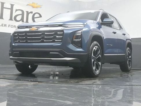 New 2026 Chevrolet Equinox LT w/ LPO, Floor Liner Package FWD image 4