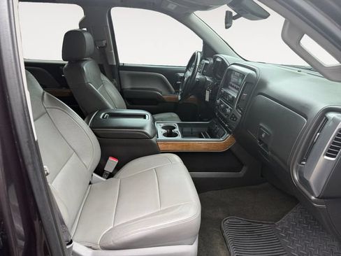 Used 2015 Chevrolet Silverado 1500 LTZ w/ LTZ Plus Package AWD/4WD image 15