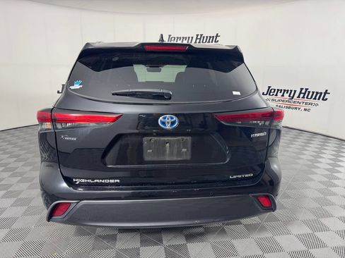 Used 2023 Toyota Highlander Limited AWD/4WD image 8