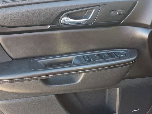 Used 2017 GMC Acadia Limited SLT image 15