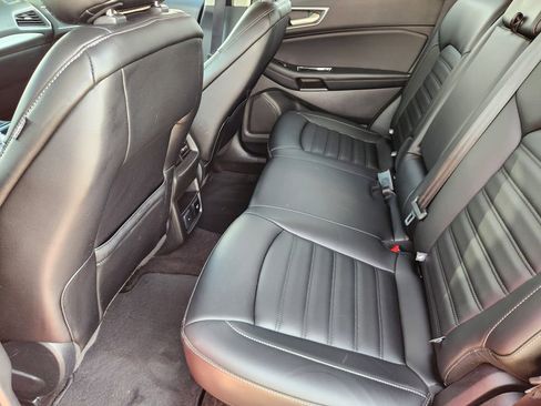 Certified 2020 Ford Edge SEL w/ Convenience Package image 28