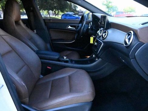 Used 2014 Mercedes-Benz CLA 250 4MATIC image 23