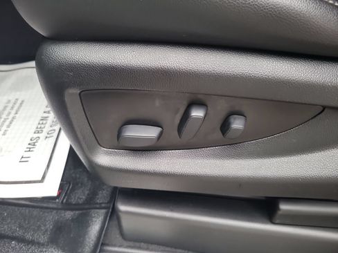 Used 2019 Chevrolet Tahoe LT RWD image 11