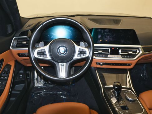 Used 2022 BMW 330e xDrive w/ M Sport Package image 24