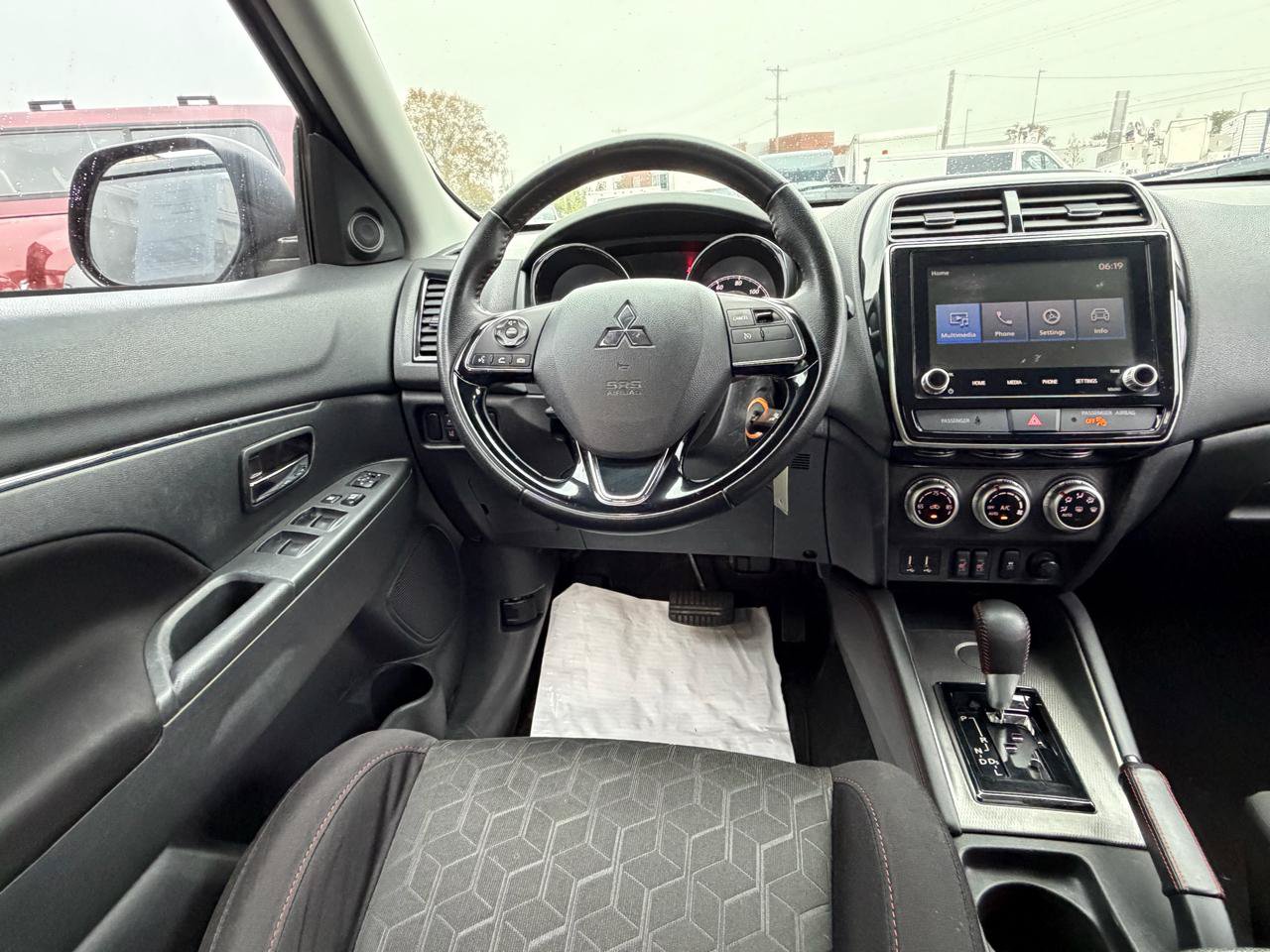 Used 2021 Mitsubishi Outlander Sport LE FWD image 18