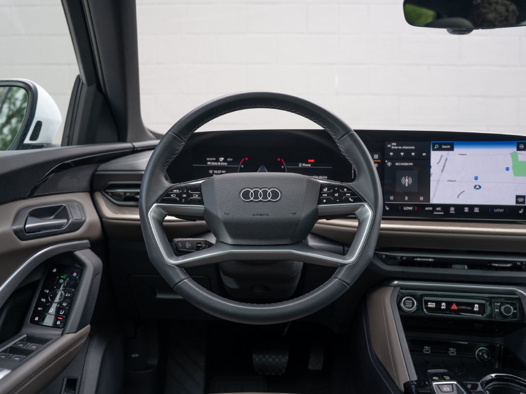 Certified 2025 Audi Q5 Premium w/ Convenience Package AWD/4WD image 23