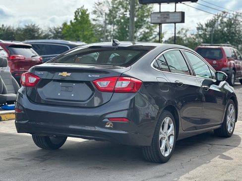 Used 2016 Chevrolet Cruze Premier FWD image 6
