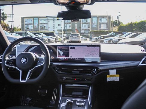 New 2026 BMW 330i Sedan w/ M Sport Package image 11