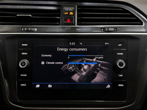 Used 2019 Volkswagen Tiguan SE FWD image 35