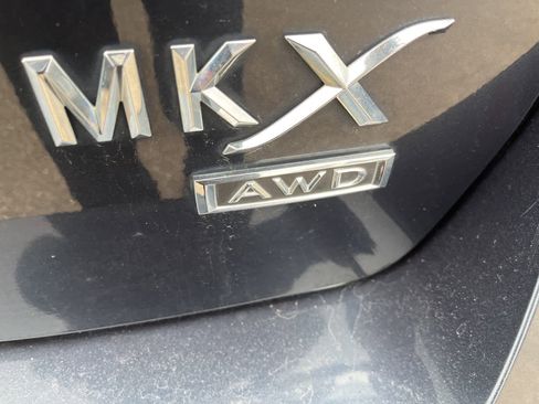 Used 2013 Lincoln MKX AWD image 14