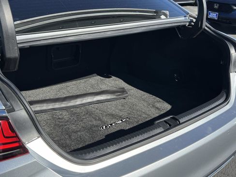 Used 2022 Lexus ES 300h w/ Premium Package image 26