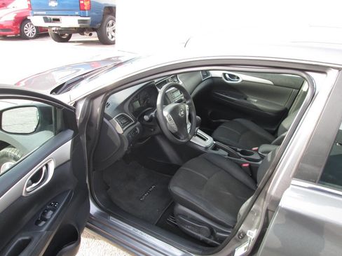 Used 2015 Nissan Sentra S image 14
