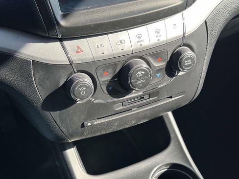 Used 2019 Dodge Journey GT w/ Driver Convenience Group image 30