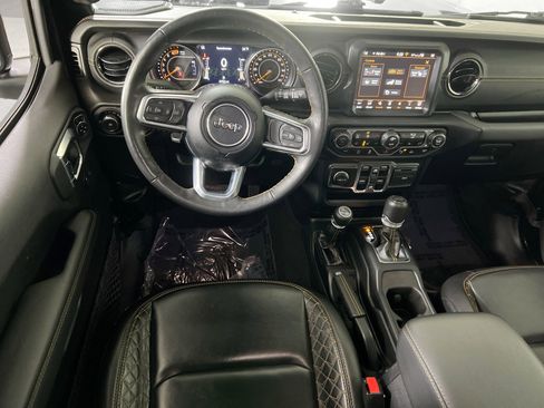 Used 2023 Jeep Wrangler Unlimited Sahara image 22