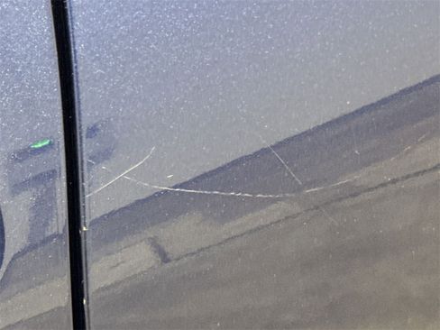 Used 2017 Nissan Rogue SV w/ SV Premium Package image 37