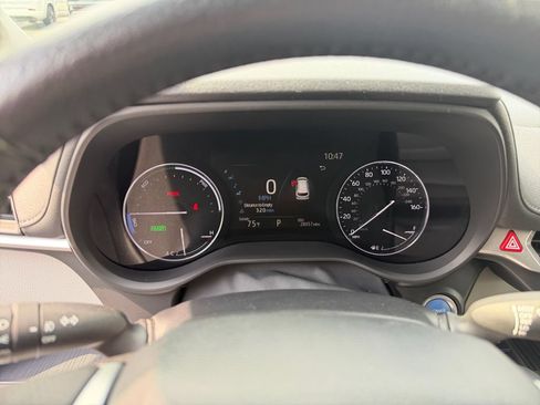 Used 2024 Toyota Sienna Limited AWD/4WD image 15