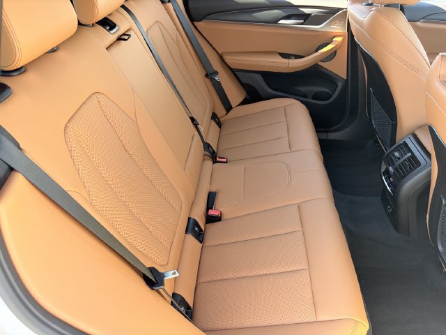 Certified 2024 BMW X3 sDrive30i w/ Premium Package RWD image 14