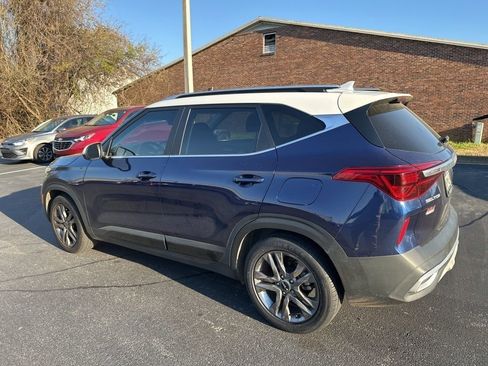 Certified 2022 Kia Seltos S image 6