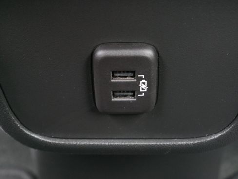 Used 2023 Chevrolet Equinox RS AWD/4WD image 15
