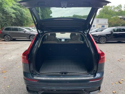 Certified 2024 Volvo XC60 B5 Plus w/ Climate Package AWD/4WD image 16
