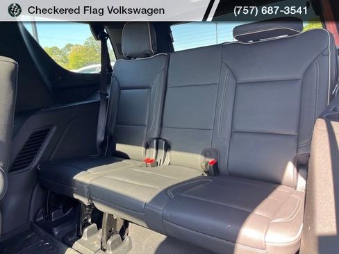 Used 2023 Chevrolet Tahoe Premier AWD/4WD image 23