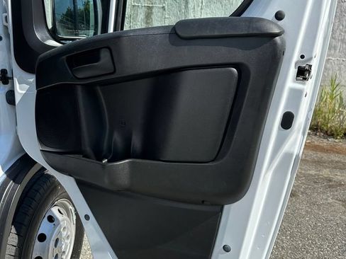 Used 2023 RAM ProMaster 2500 FWD image 24