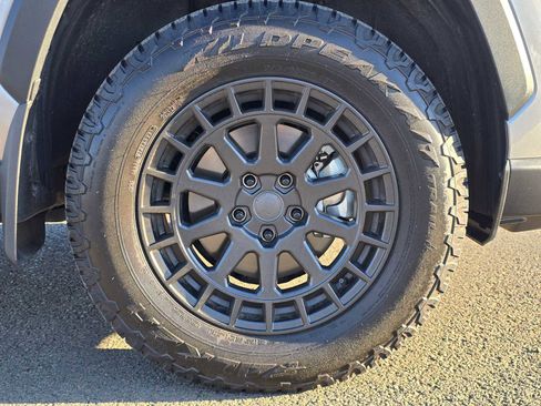 Certified 2025 Toyota RAV4 XLE Premium image 10