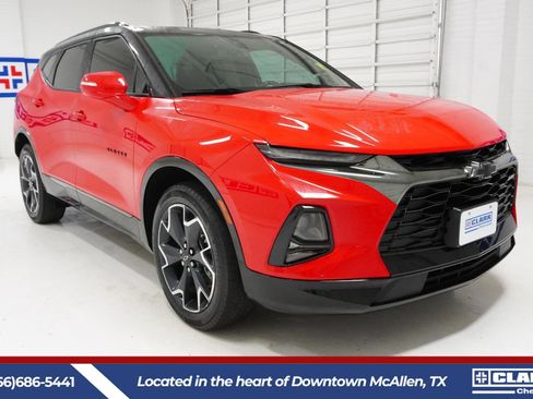 Used 2022 Chevrolet Blazer RS w/ Enhanced Convenience Package FWD image 3