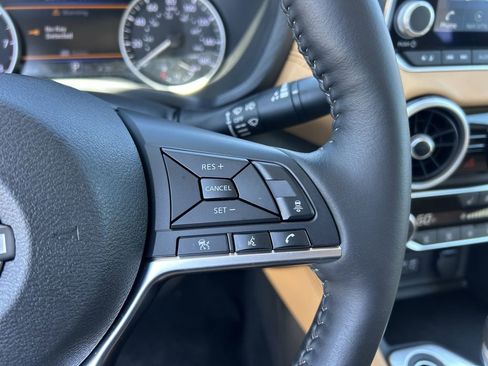 New 2024 Nissan Sentra SV w/ SV Premium Package image 29