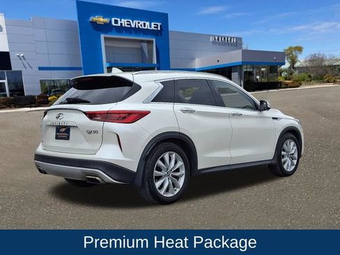 Used 2019 INFINITI QX50 Essential w/ Premium Heat Package AWD/4WD image 6