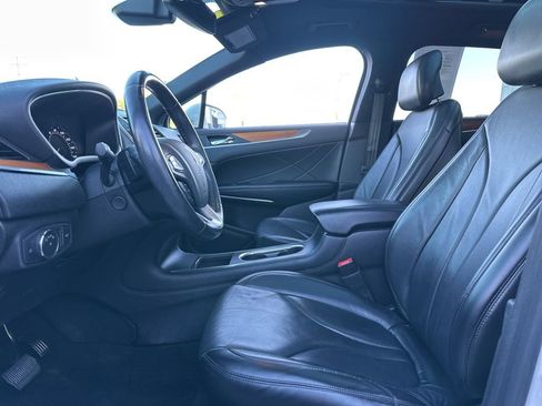 Used 2019 Lincoln MKC Reserve w/ MKC Climate Package image 46