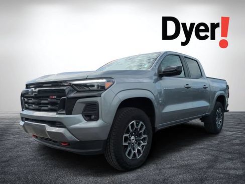 Certified 2025 Chevrolet Colorado Z71 w/ Technology Package AWD/4WD image 8