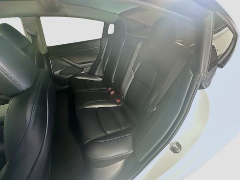 Used 2023 Tesla Model 3 Long Range AWD/4WD image 27