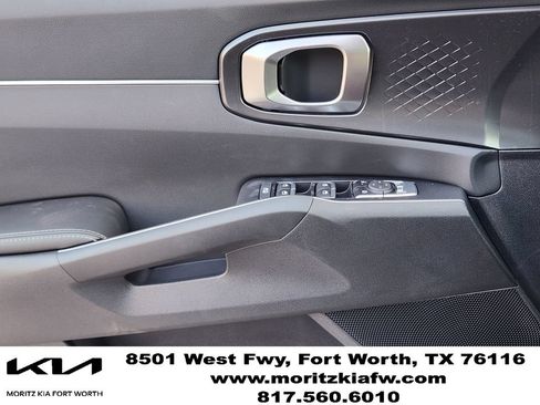 New 2026 Kia Sorento LX FWD image 16
