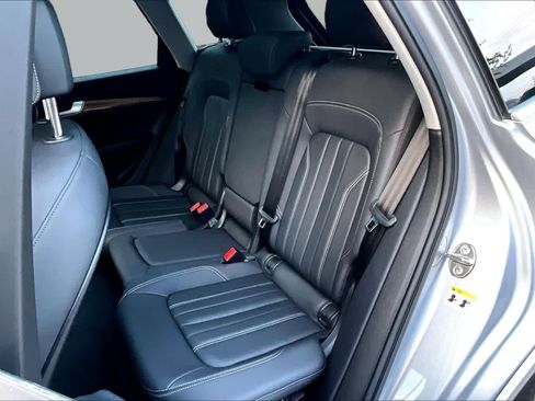 Certified 2023 Audi Q5 2.0T Premium w/ Convenience Package AWD/4WD image 20