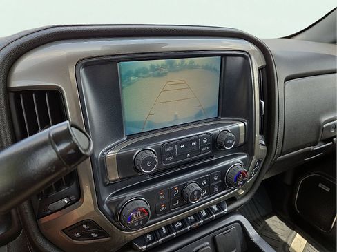 Used 2018 Chevrolet Silverado 2500 High Country w/ Duramax Plus Package AWD/4WD image 17