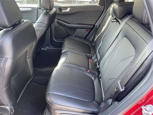 New 2025 Ford Escape SE w/ PHEV Premium Package image 5