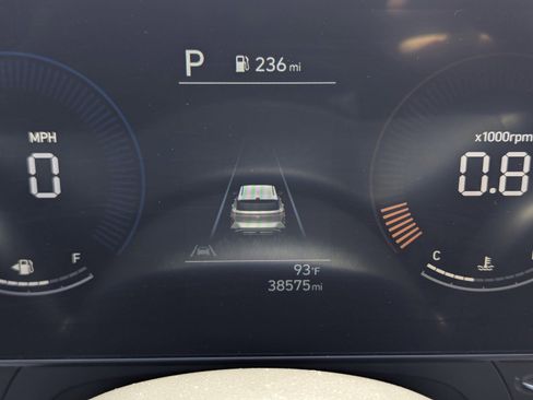 Used 2025 Hyundai Kona SEL FWD image 12