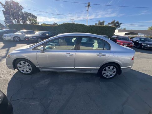 Used 2010 Honda Civic LX image 6