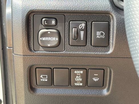 Used 2023 Toyota 4Runner Limited AWD/4WD image 24