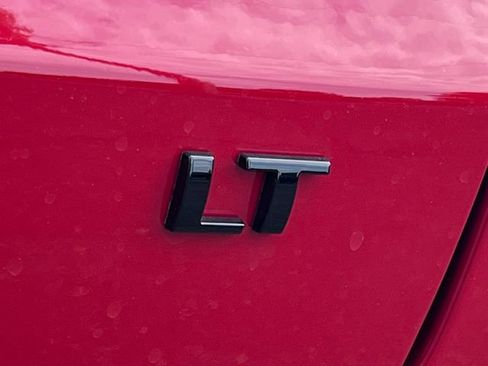 New 2026 Chevrolet TrailBlazer LT w/ Midnight Edition AWD/4WD image 6