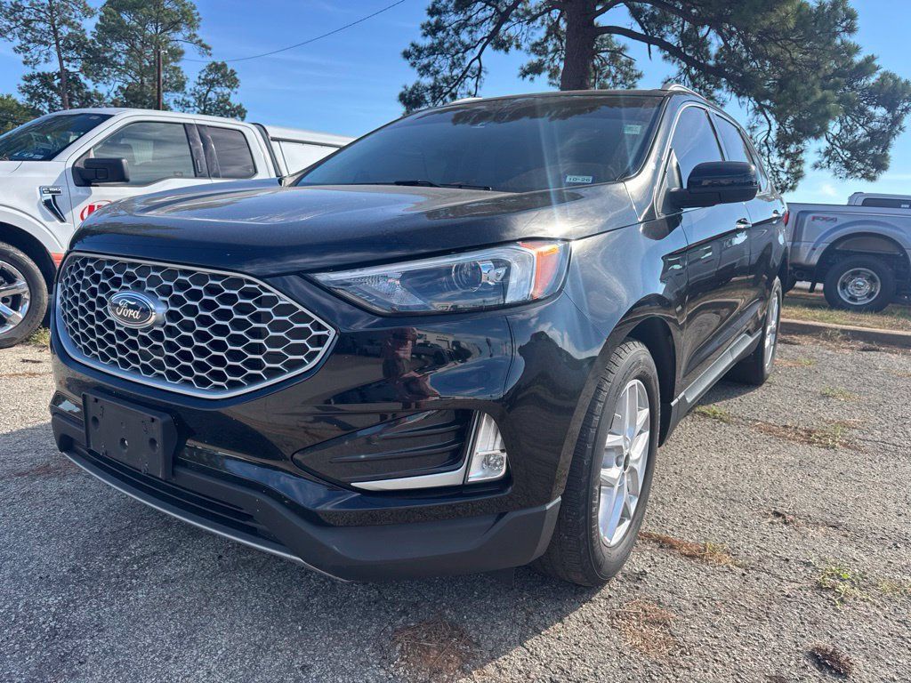 Used 2023 Ford Edge SEL w/ Convenience Package AWD/4WD image 5