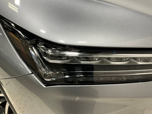 Used 2025 Acura MDX SH-AWD w/ Technology Package image 24